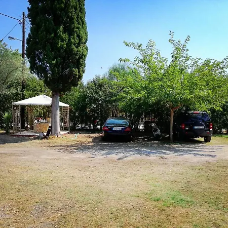 In Denastasia Gaitani